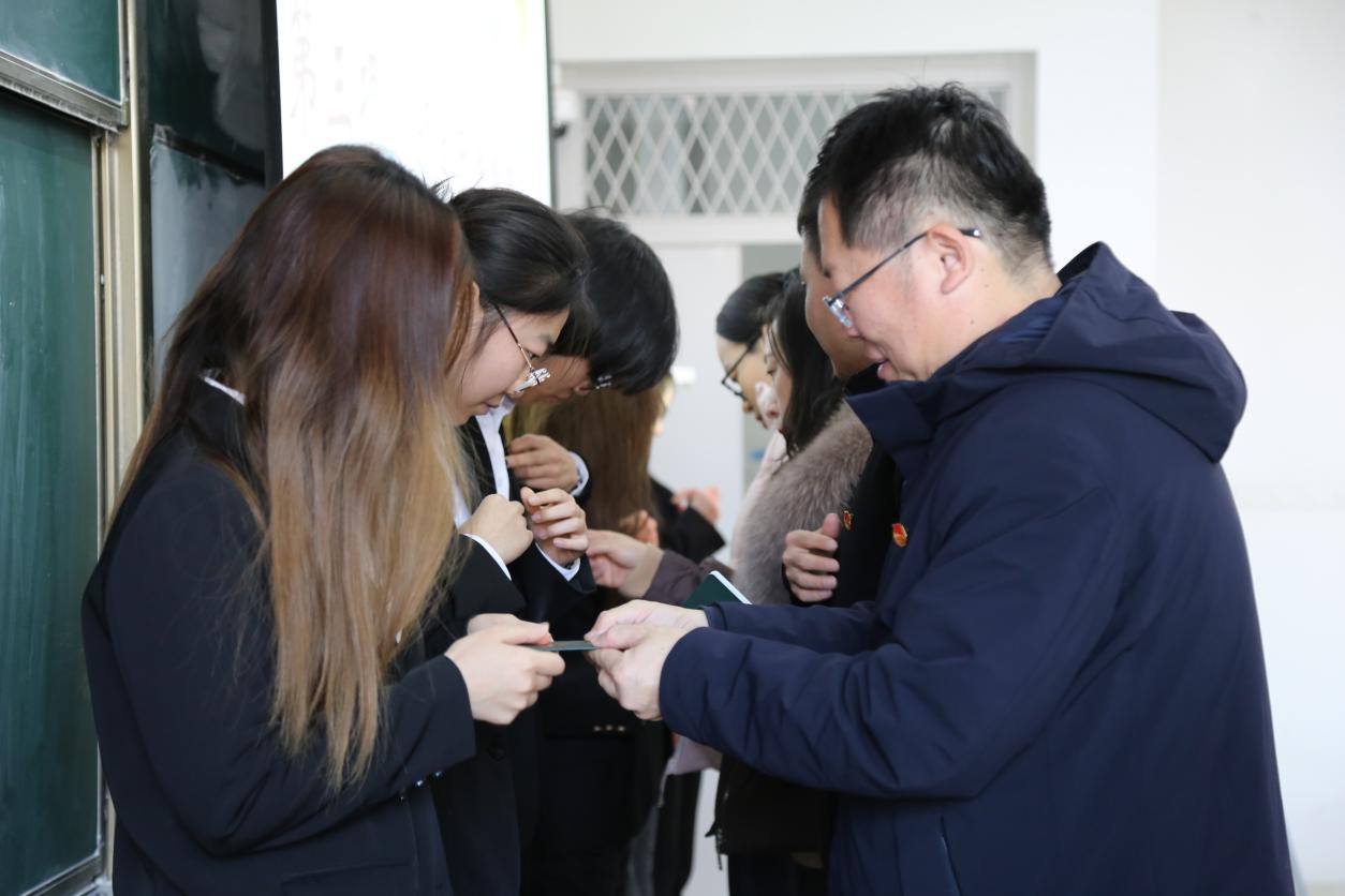 微信图片_20251204192725_169_2 微信图片_20251204192725_169_2